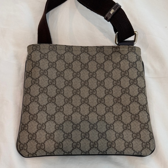 Gucci Brown Logo Messenger Crossbody Bag - Picture 7 of 13